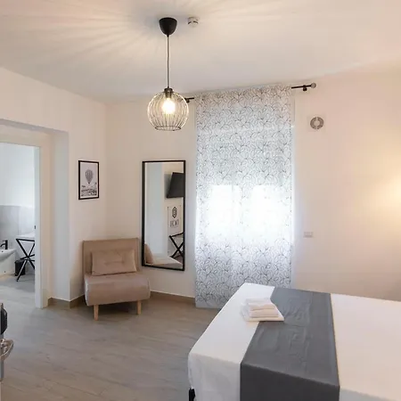 Domina Πανσιόν