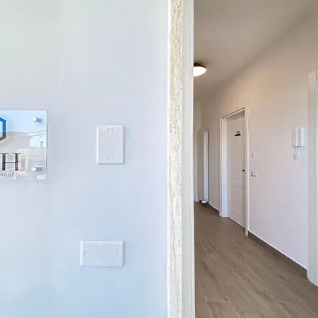 Domina 4* Φιουμιτσίνο