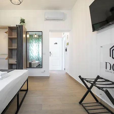 Πανσιόν Domina Φιουμιτσίνο